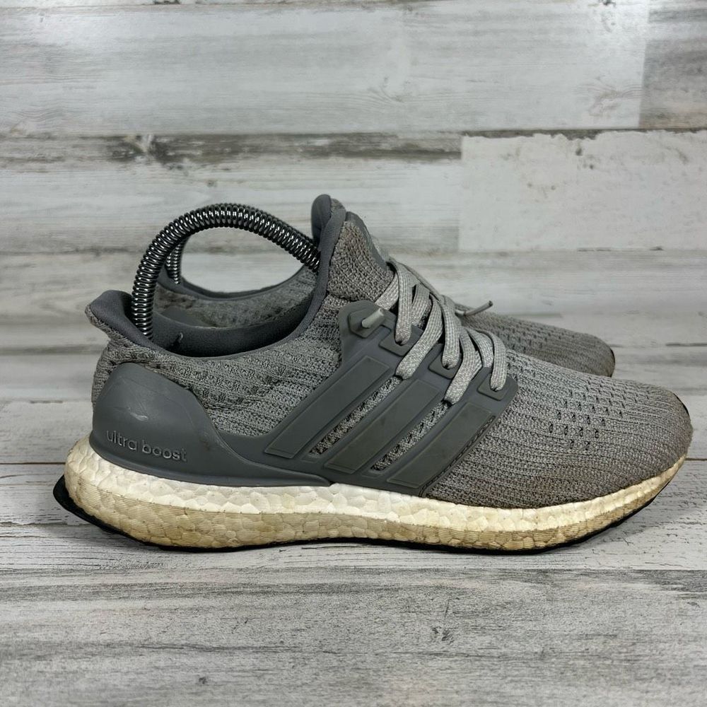 Adidas Women's Ultraboost Gray Training Athletic Shoes US 7.5